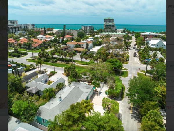 Three Bedroom Lido Key Vacation Home Sleeps Eight Guests